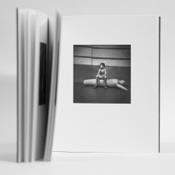 Embraces de Martin Bogren